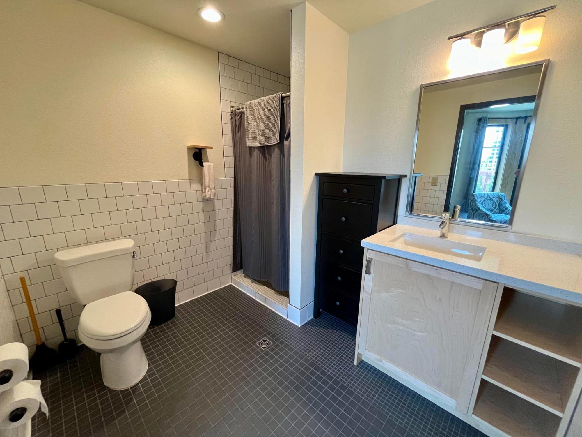 Northwest Portland Hostel Bagian luar foto