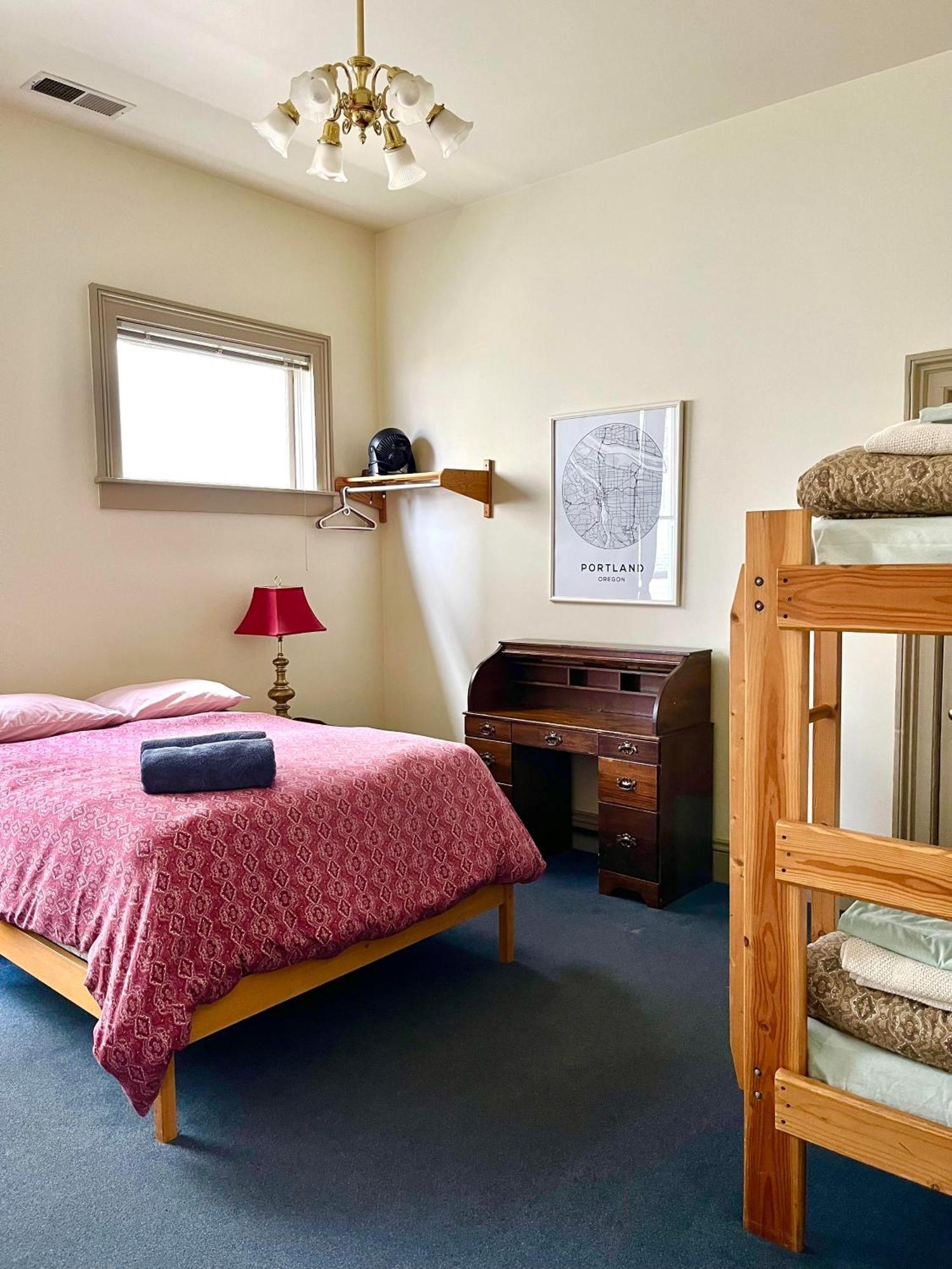 Northwest Portland Hostel Bagian luar foto